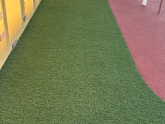 遊具まわりの様子